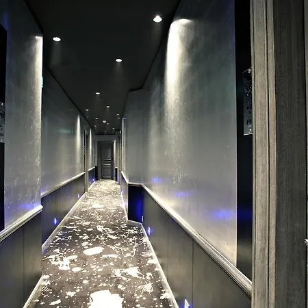 Maison Albar- Le Champs-elysees 5* Paris