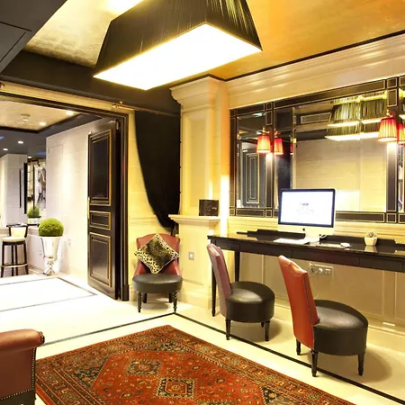 Maison Albar- Le Champs-elysees