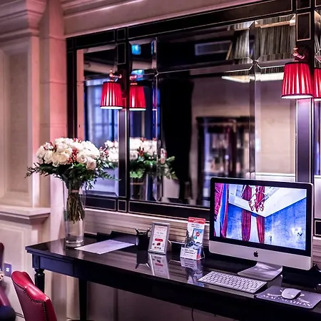 Maison Albar- Le Champs-elysées París