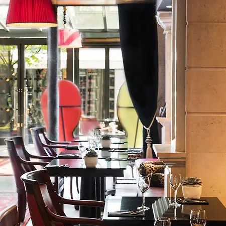 Maison Albar- Le Champs-elysees