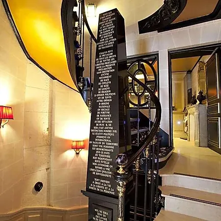 מלון Maison Albar- Le Champs-elysees
