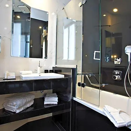 Maison Albar- Le Champs-elysees 5* Paris