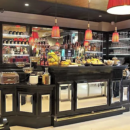 Maison Albar- Le Champs-elysees 5*
